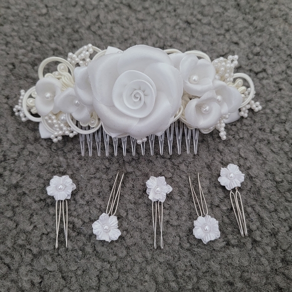 Bridal Gift/Accessories Set - Picture 3 of 7